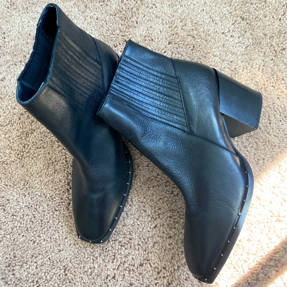 Leather block heel boots